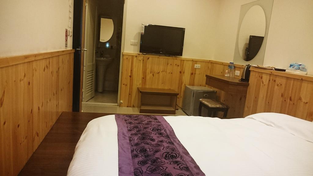 Sun Moon Lake Crystal B&B Nantou Buitenkant foto