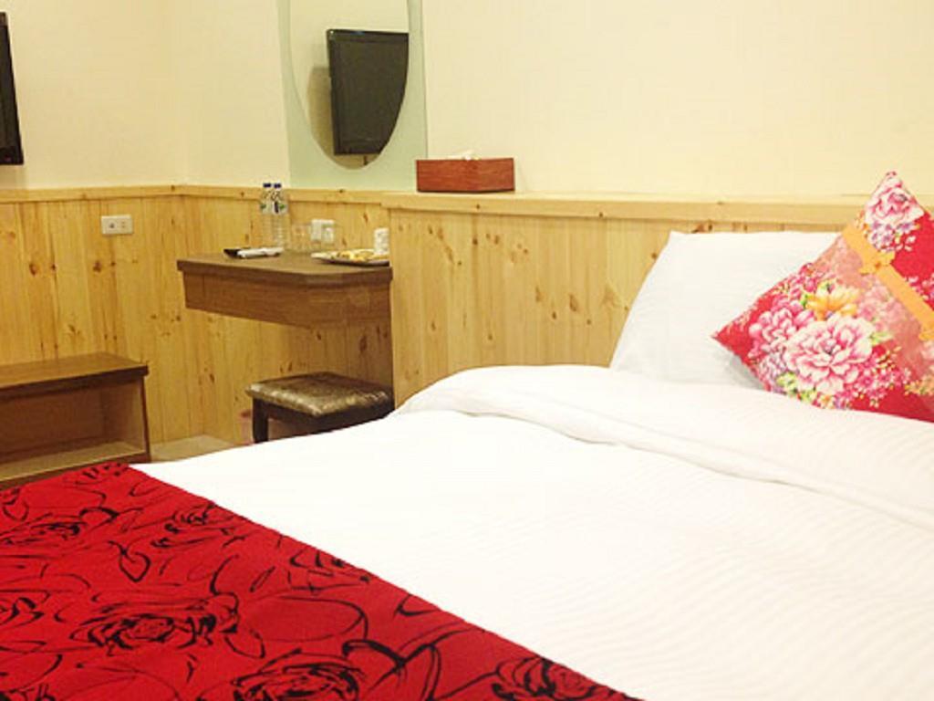 Sun Moon Lake Crystal B&B Nantou Buitenkant foto